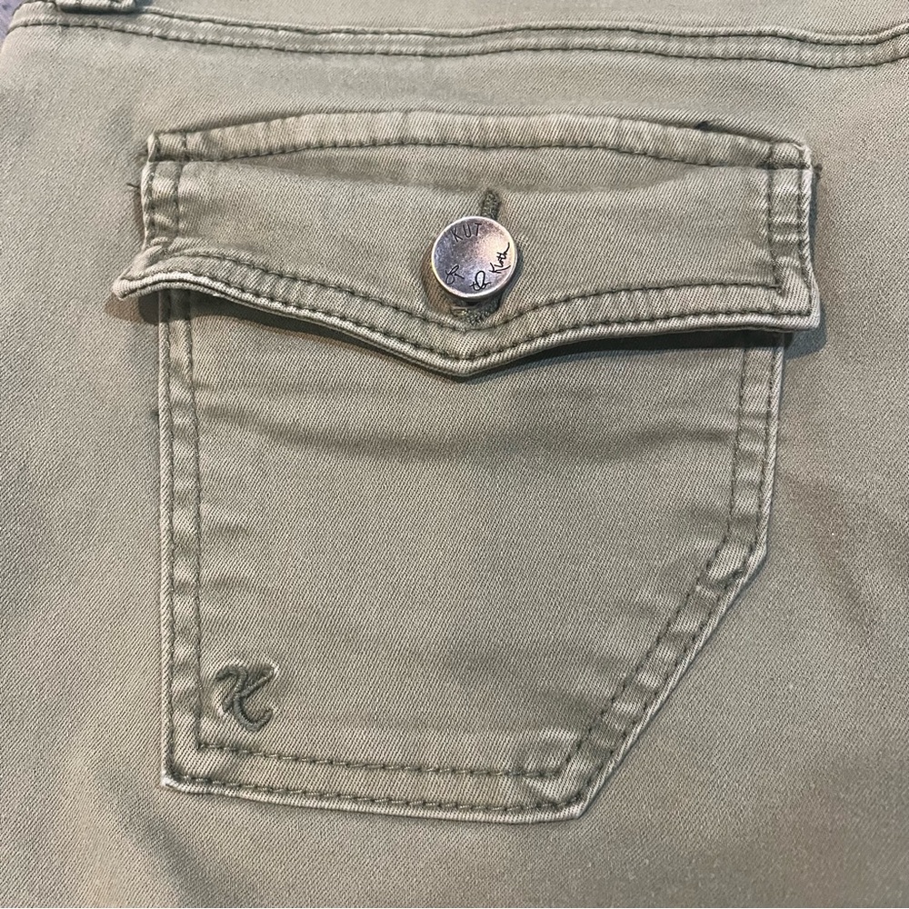 KUT from the Kloth Natalie‎ Bermuda Shorts Olive Green – Size 8 - Picture 5 of 12